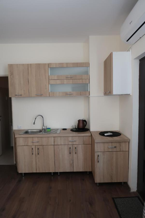Апартаменты Downtown Studio III Тыргу-Муреш Экстерьер фото